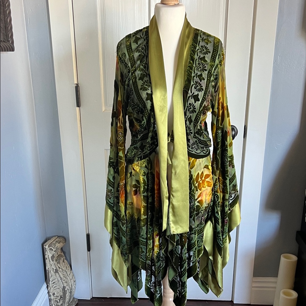 Elegant Green Floral Women's Jacket